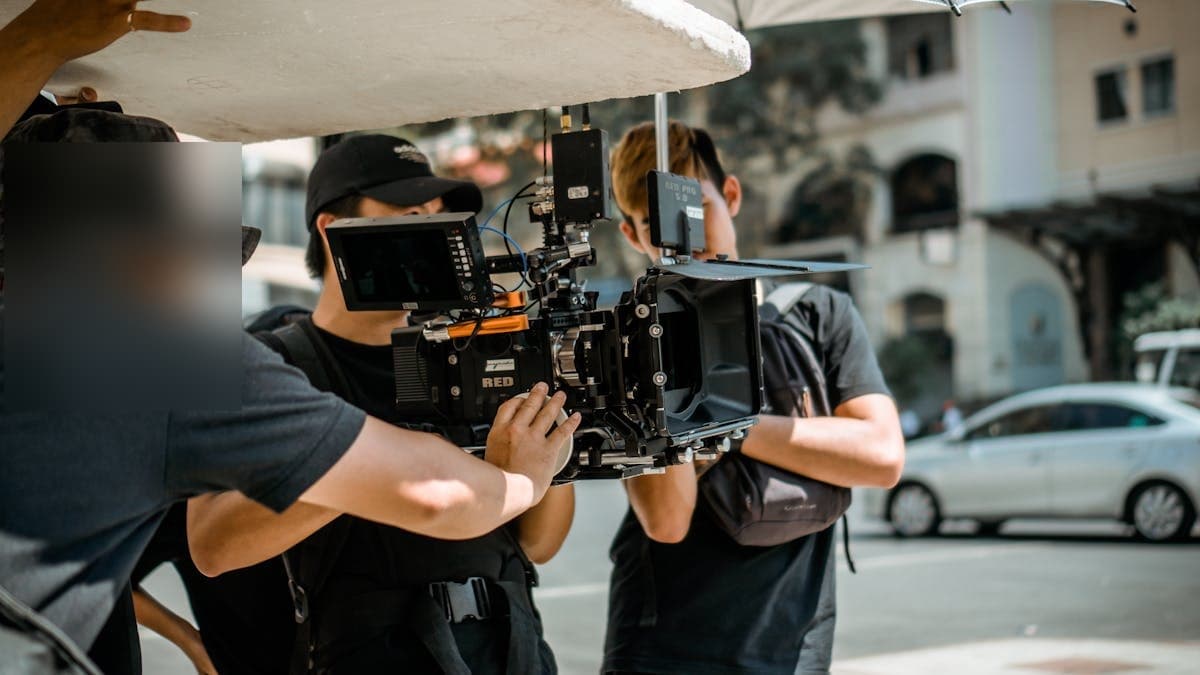 Chauffeur für Film- und Medienproduktionen in den Alpen