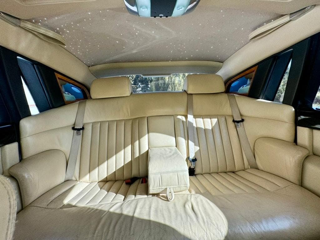 Rolls-Royce Cullinan: view 2